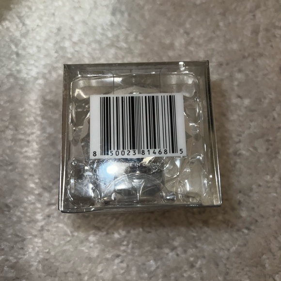 new crème de la cream face lotion - Picture 3 of 5